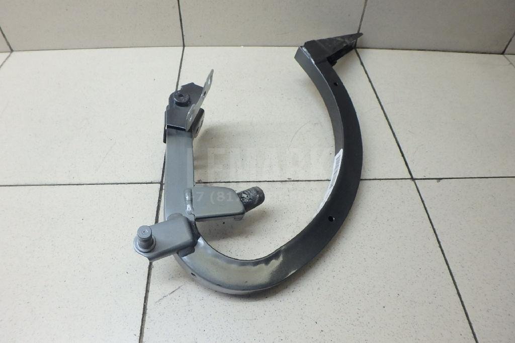 Петля крышки багажника