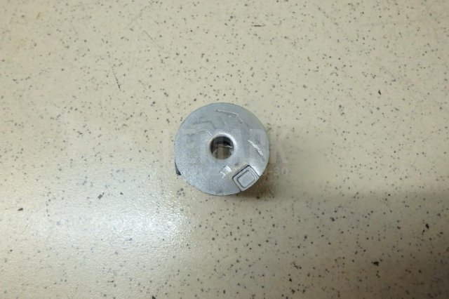 Крепеж фары