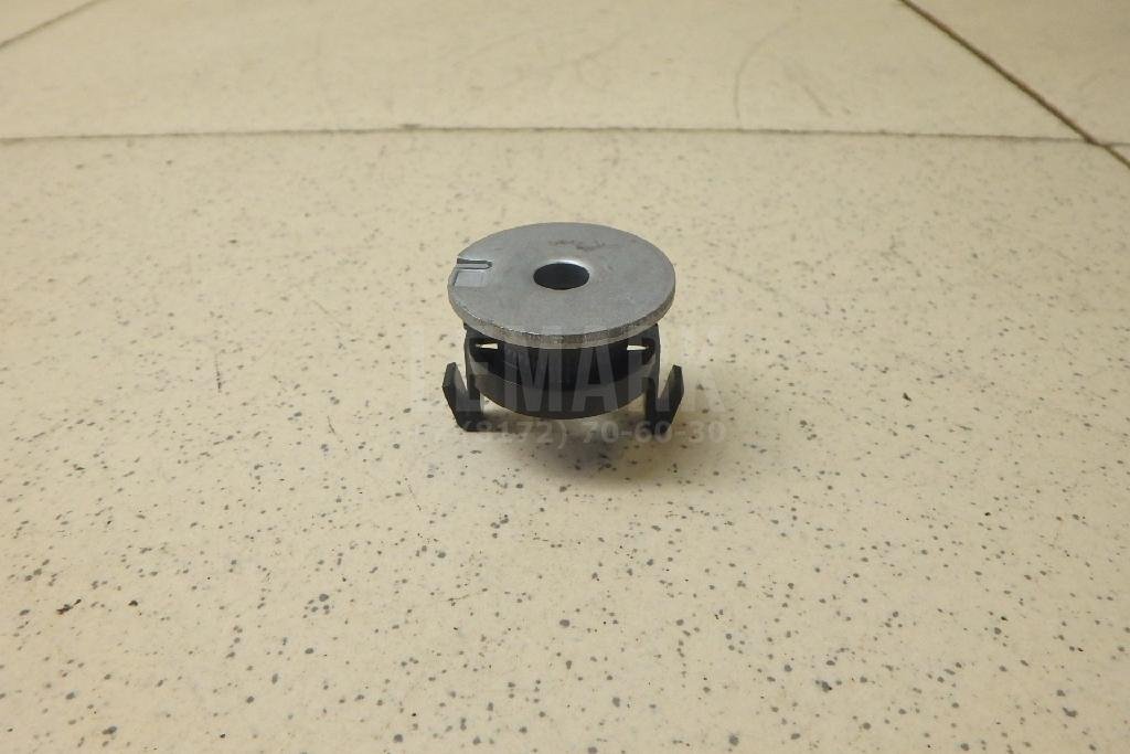 Крепеж фары