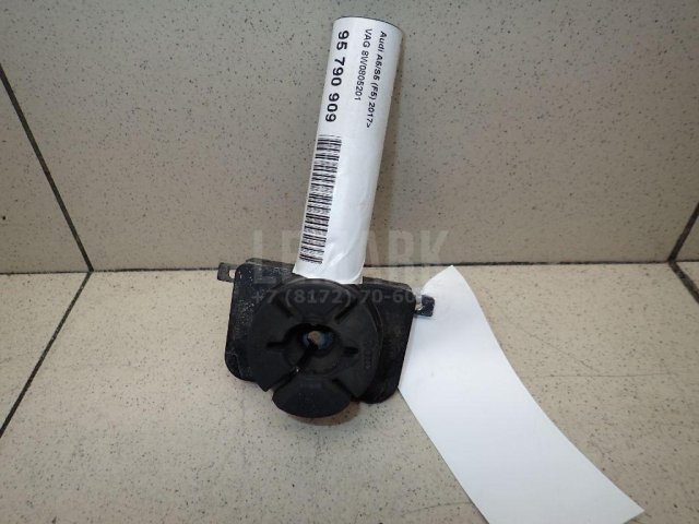 Кронштейн радиатора