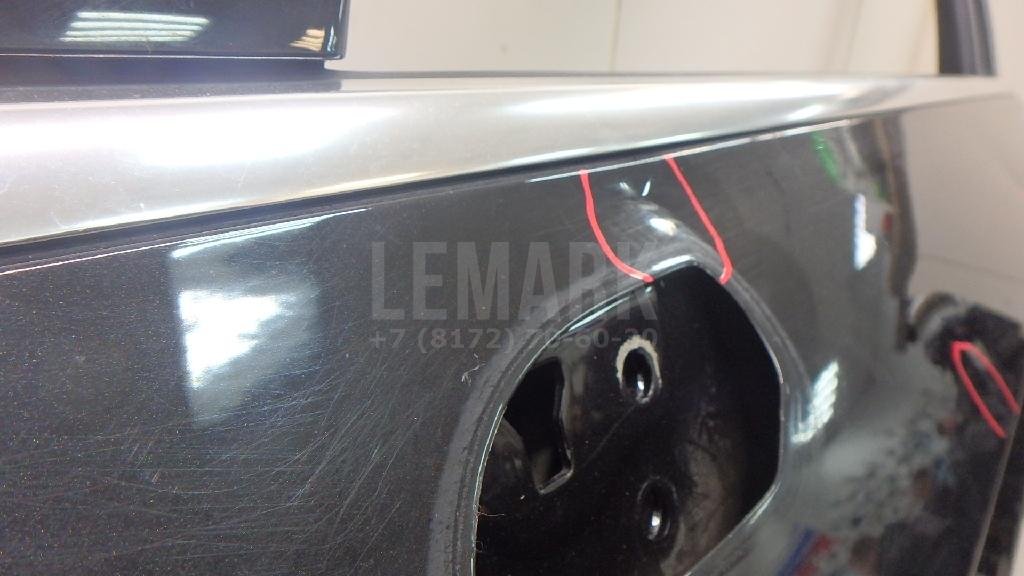 Дверь передняя левая