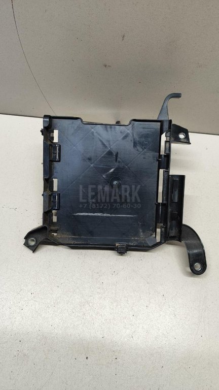 Кронштейн блока управления двигателем для  Audi 100 [C4] 1991-1994