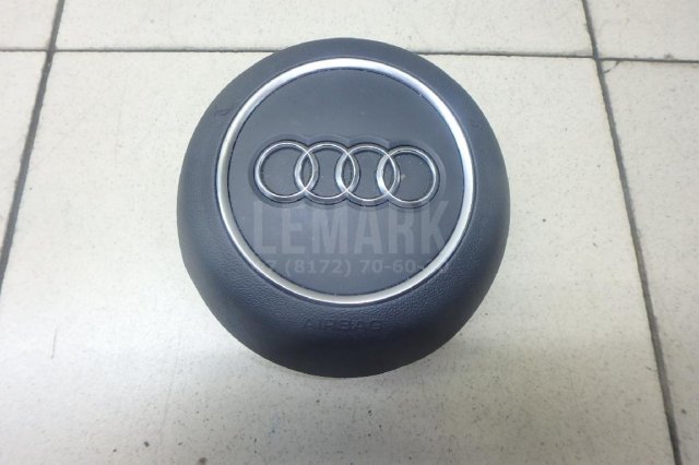 Подушка безопасности в рулевое колесо