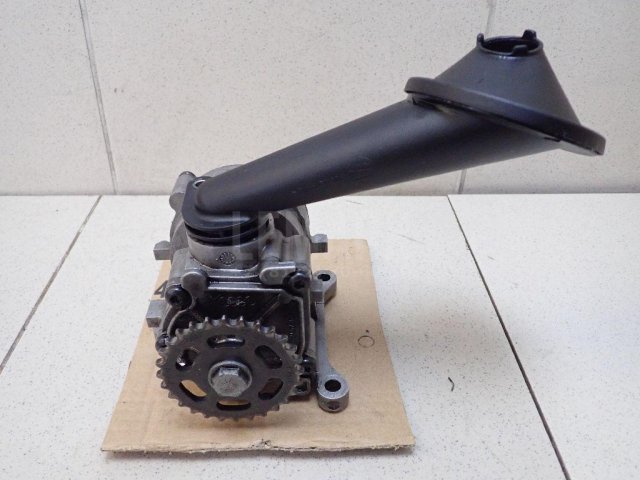 Насос масляный