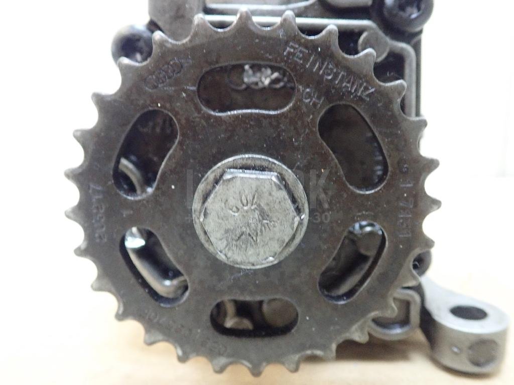 Насос масляный для  Audi A1 (8X) 2010-2018