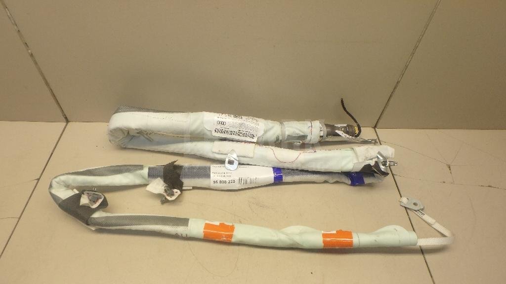 Подушка безопасности боковая (шторка)