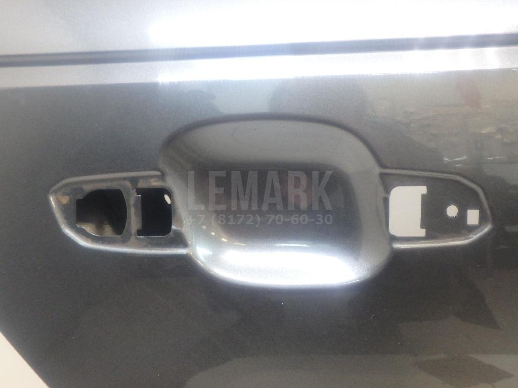 Дверь задняя правая