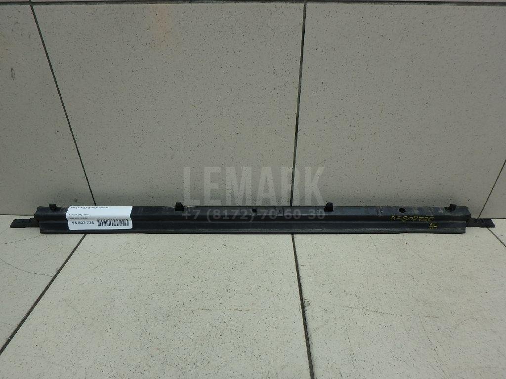 Воздуховод радиатора нижний