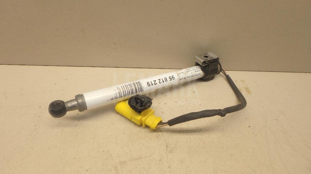 Пиропатрон