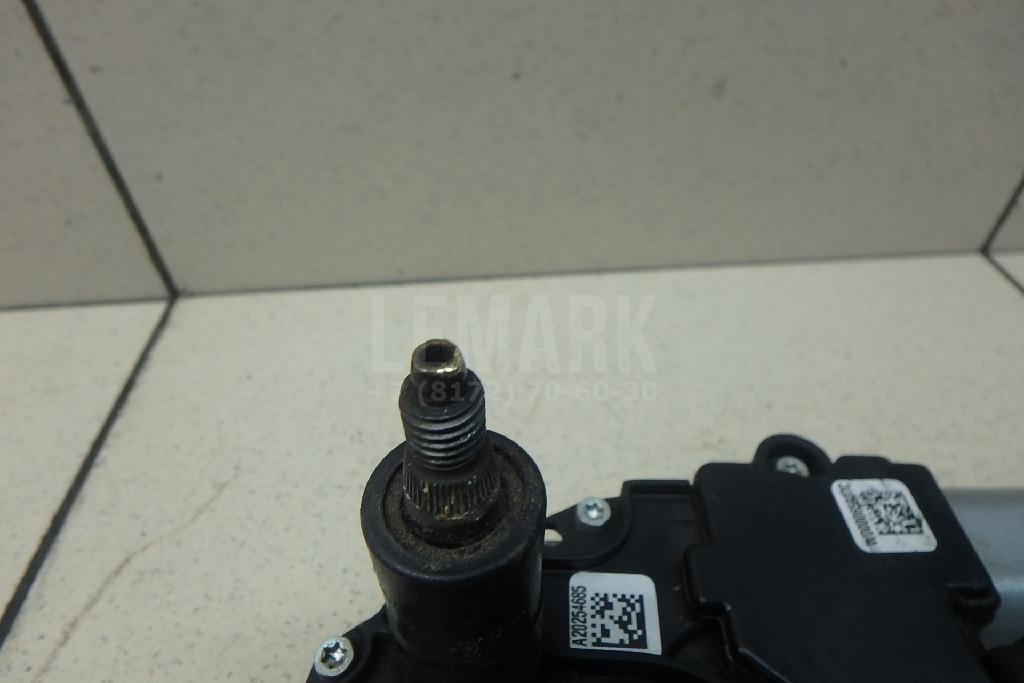 Моторчик стеклоочистителя задний