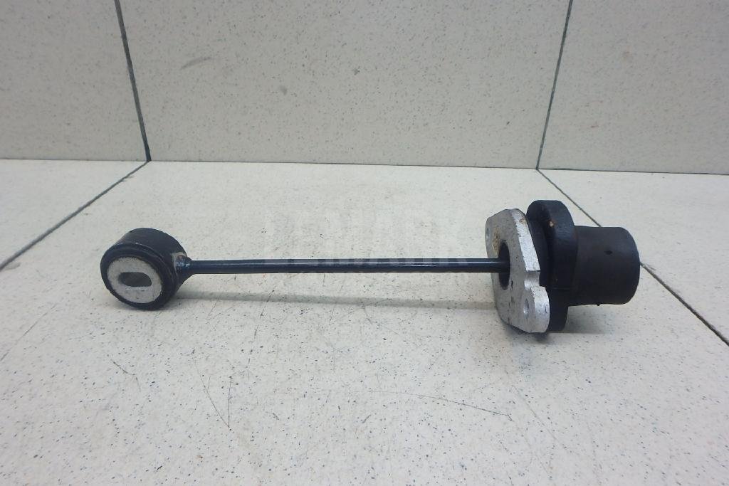 Опора двигателя левая