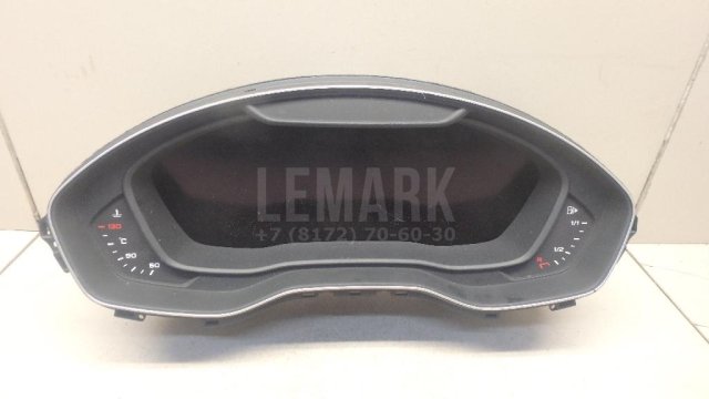 Панель приборов