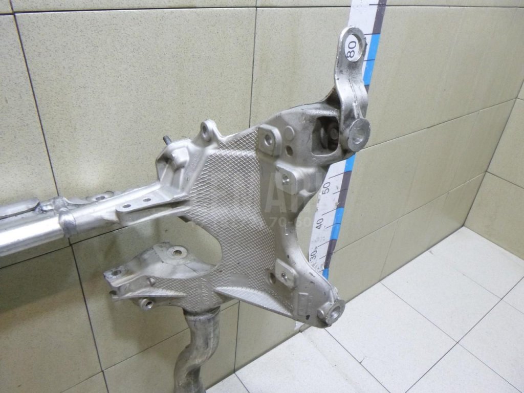 Балка подмоторная