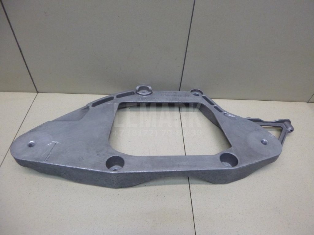 Кронштейн редуктора для  Audi A5/S5 (F5) 2017