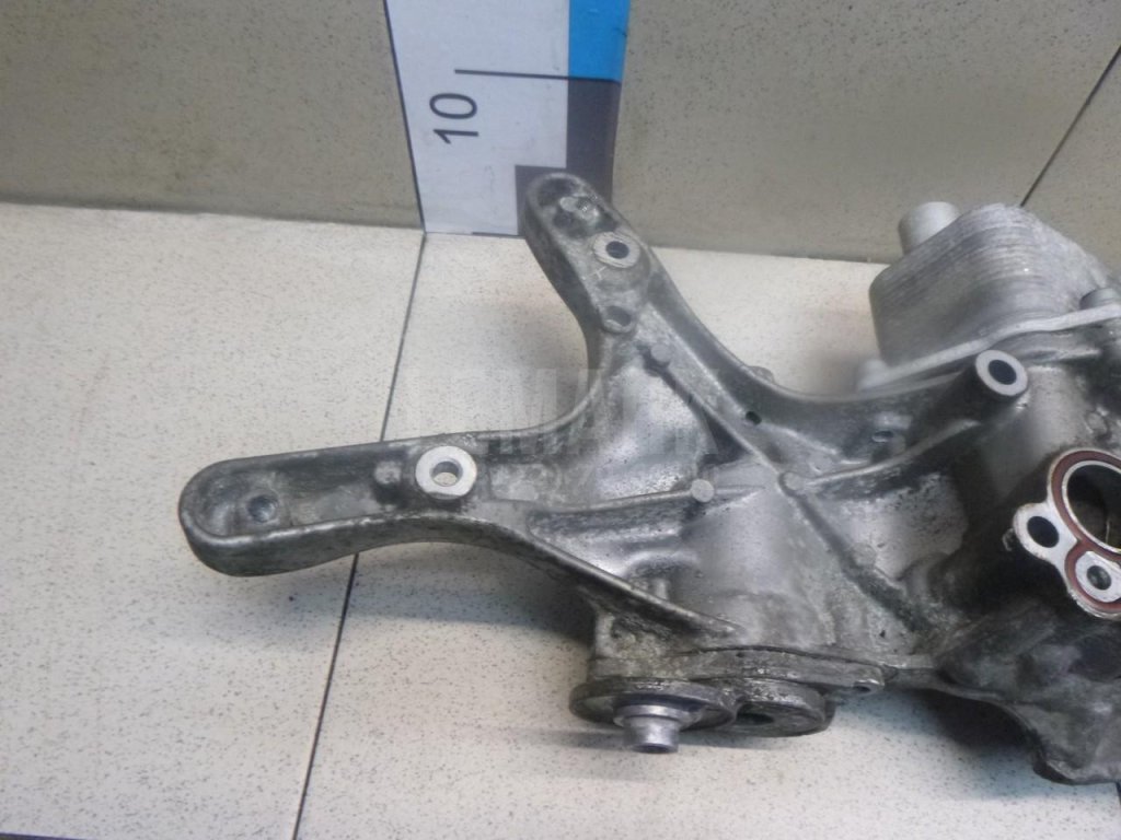 Кронштейн масляного фильтра