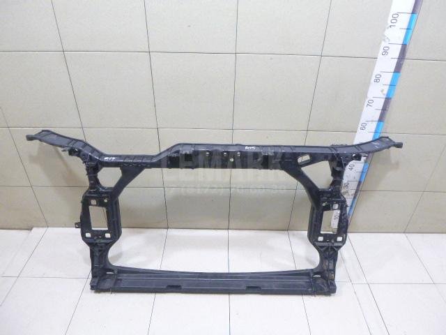 Панель передняя