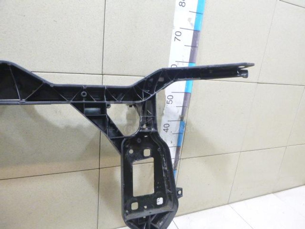 Панель передняя