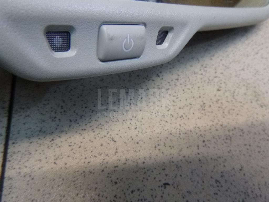 Зеркало заднего вида