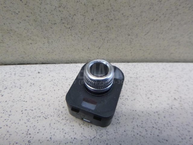 Переключатель регулировки зеркала