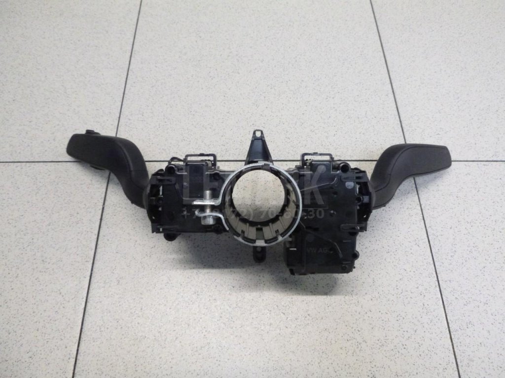 Переключатель подрулевой в сборе