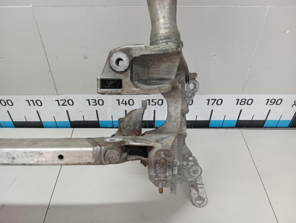 Балка подмоторная