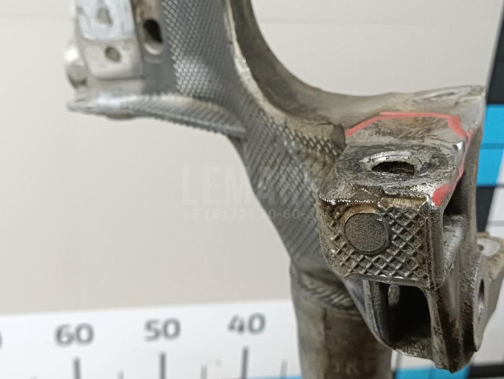 Балка подмоторная