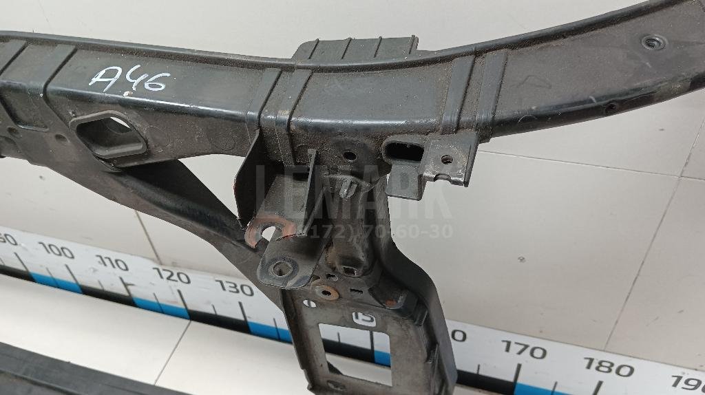 Панель передняя