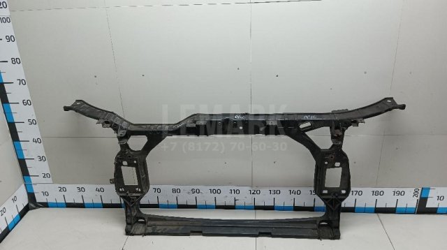 Панель передняя