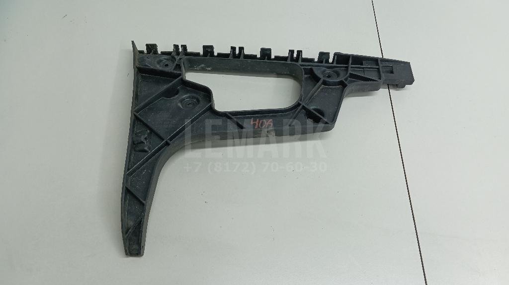 Направляющая заднего бампера левая