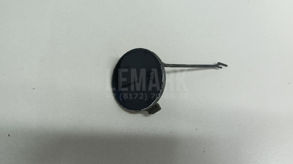 Заглушка буксировочного крюка