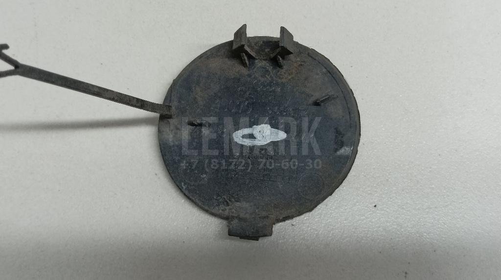 Заглушка буксировочного крюка