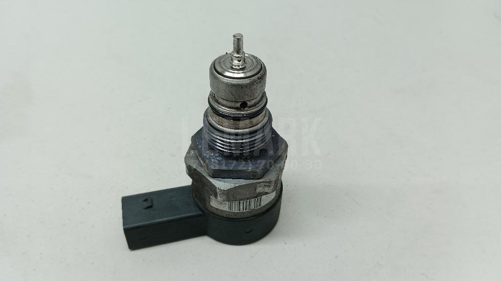 Регулятор давления топлива