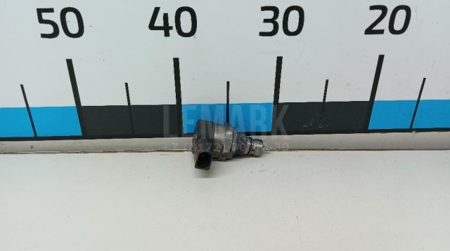 Регулятор давления топлива