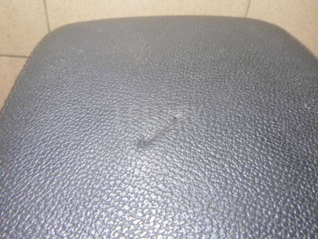 Подлокотник