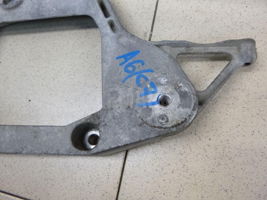 Кронштейн редуктора