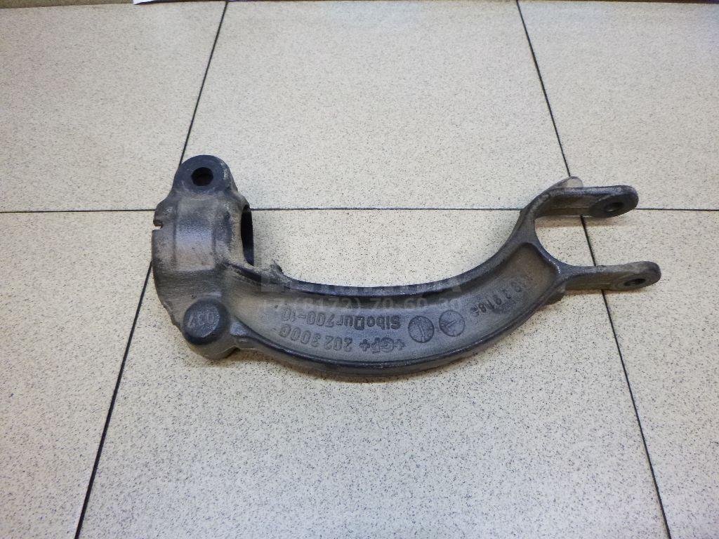 Кронштейн амортизатора