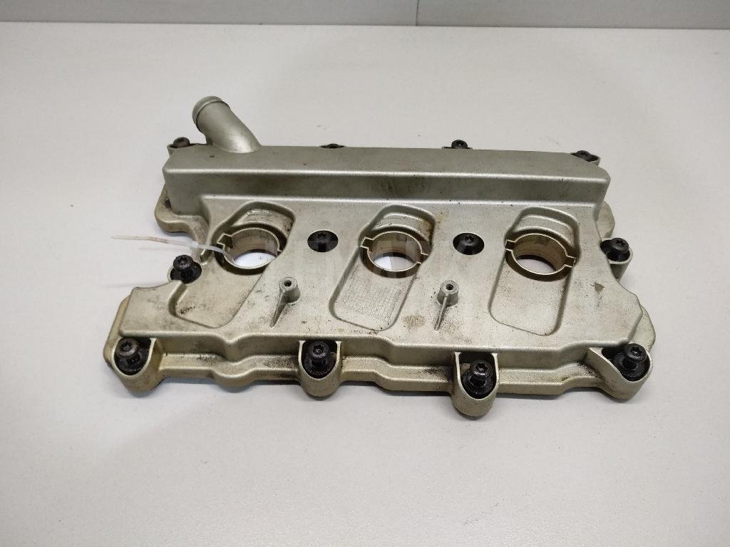 Крышка головки блока (клапанная)