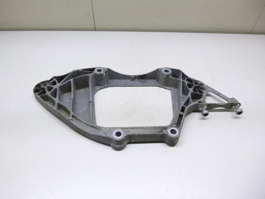 Кронштейн редуктора