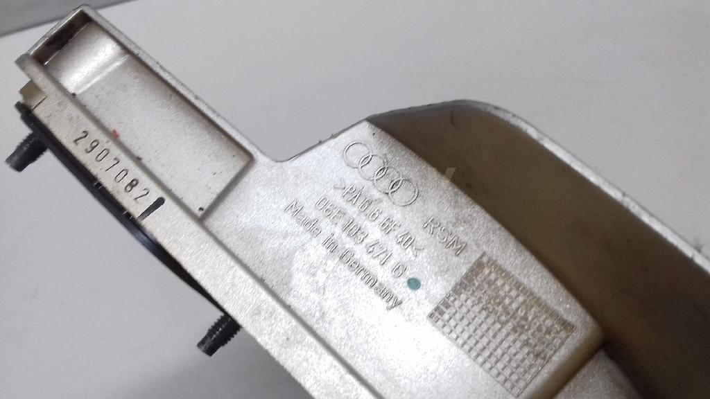 Крышка головки блока (клапанная)