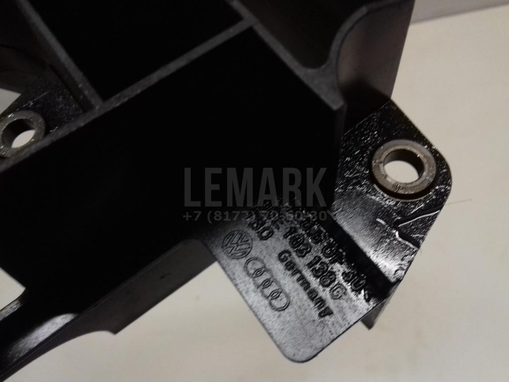 Кронштейн (сопут. товар)