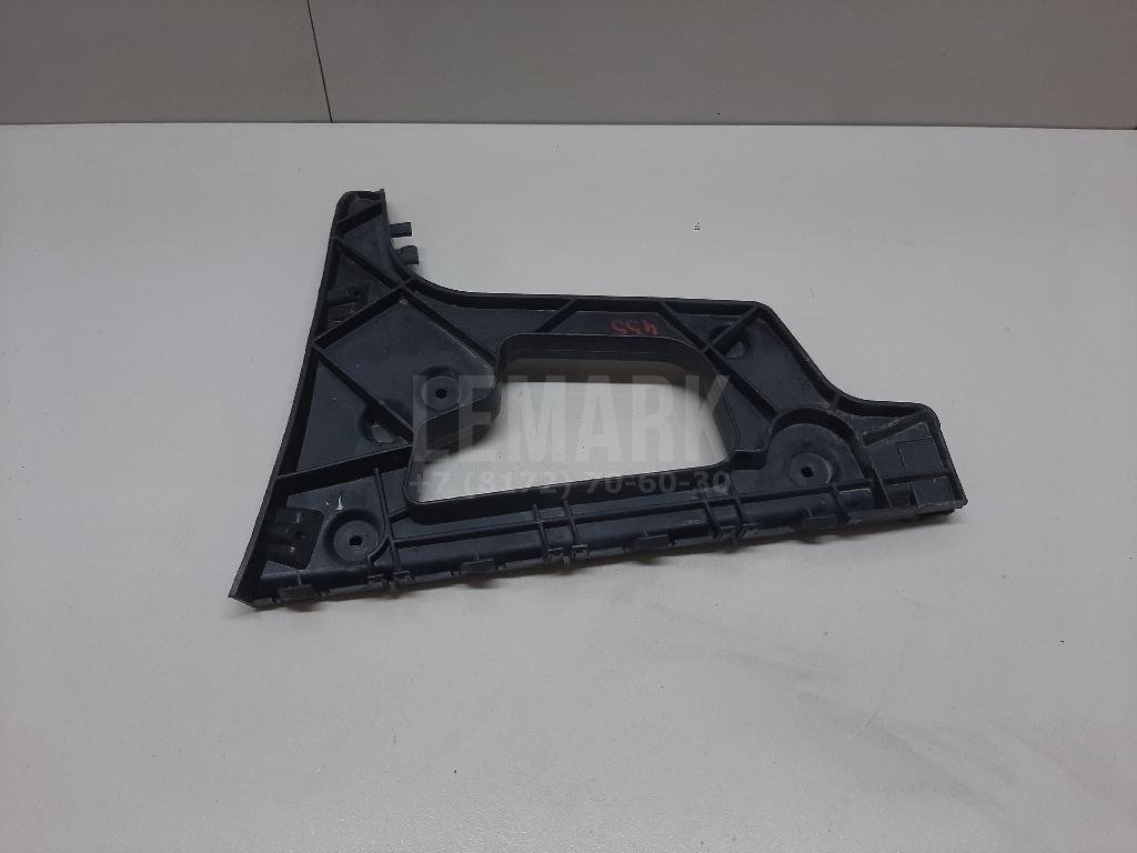 Направляющая заднего бампера правая