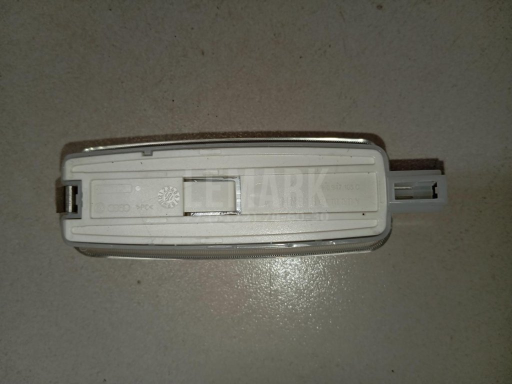 Плафон салонный