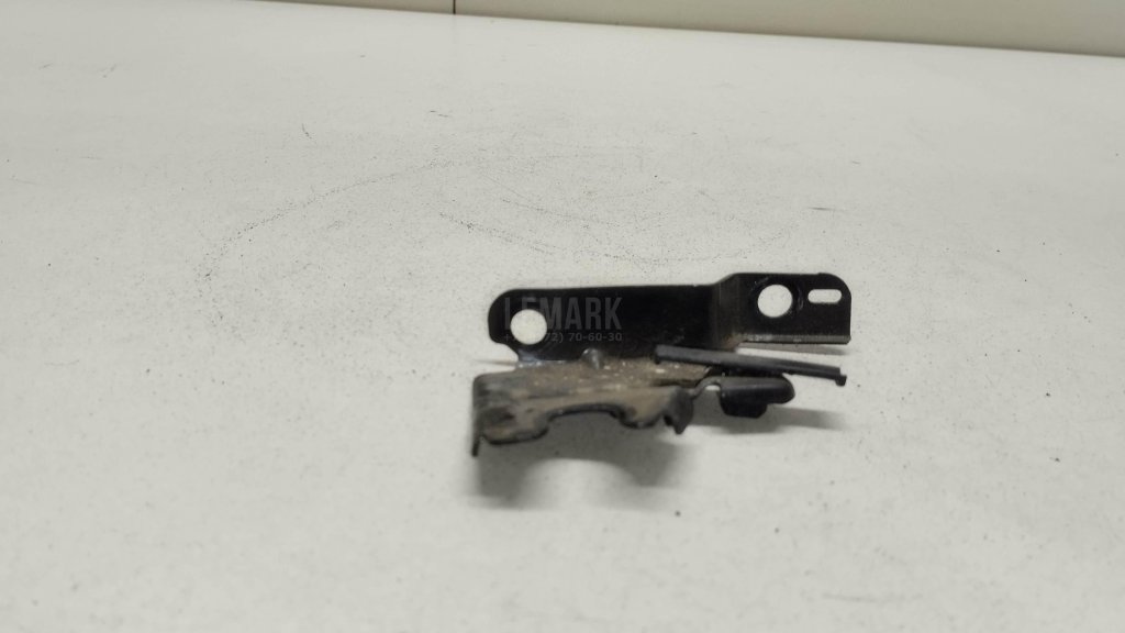 Кронштейн фар левый для  Audi A4 [B8] Allroad 2009-2015