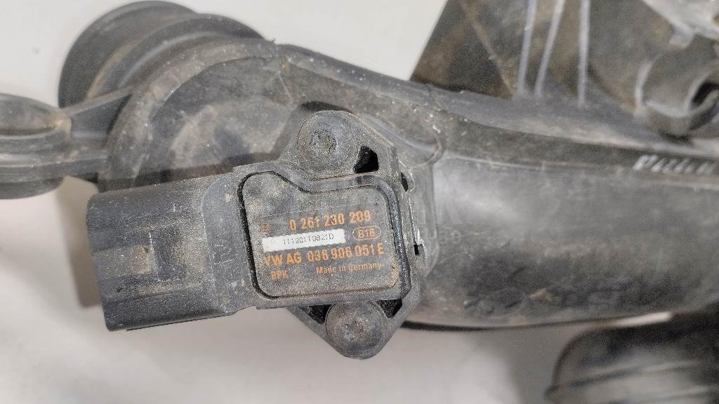 Патрубок интеркулера для  Audi A3 [8P1] 2003-2013