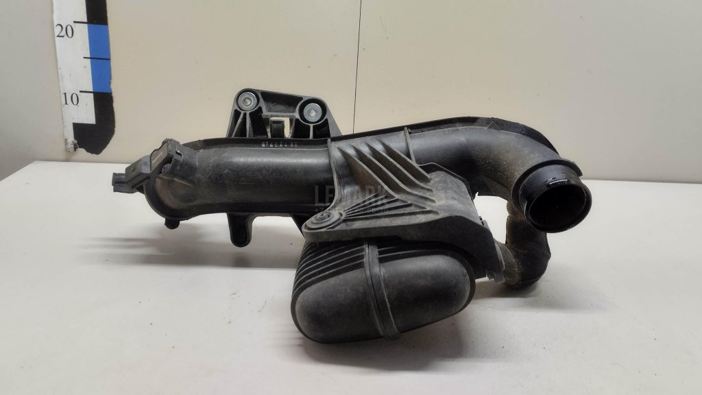 Патрубок интеркулера для  Audi A3 [8P1] 2003-2013