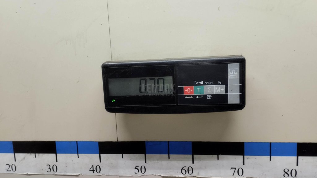 Кожух замка капота