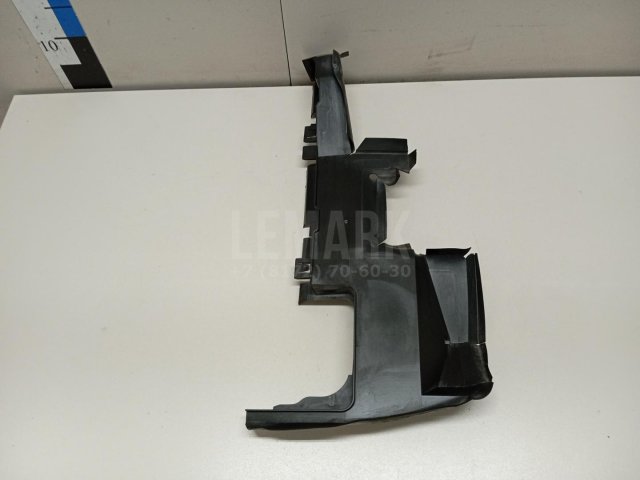 Воздуховод радиатора правый