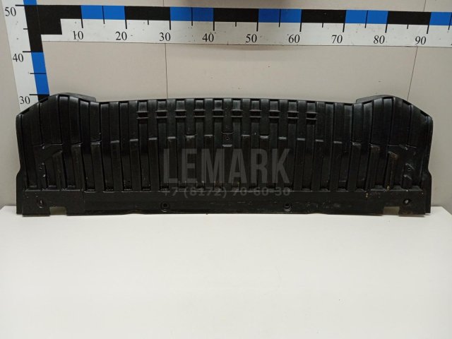 Пыльник двигателя центральный