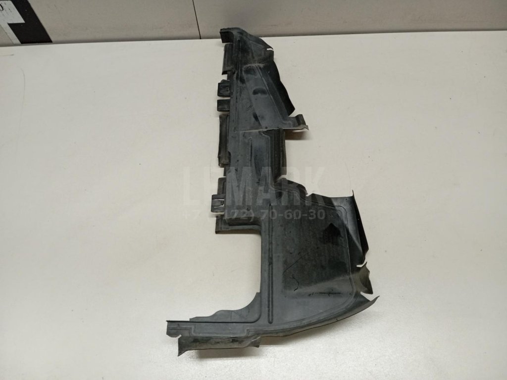 Воздуховод радиатора правый для  Audi A5/S5 (F5) 2017