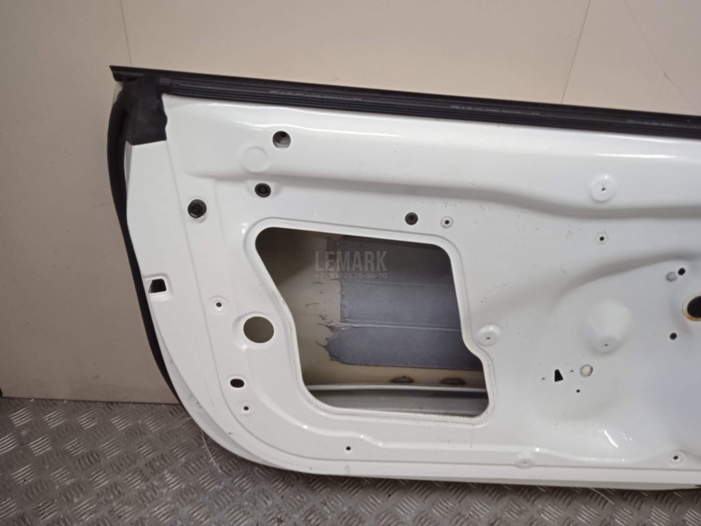 Дверь передняя левая